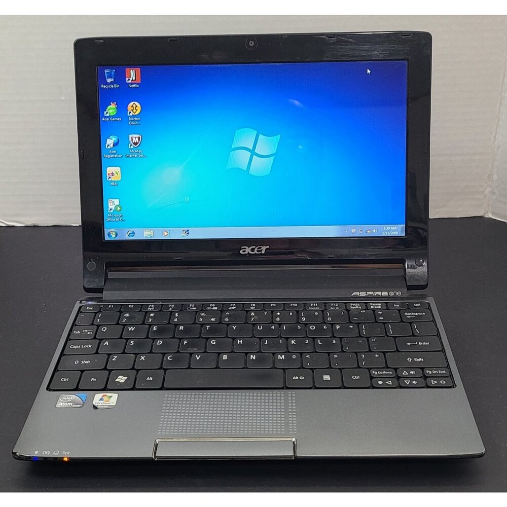 Acer Aspire One Laptop A0533 10.1" Display 1GB Ram Intel Atom N455 1.66GHz Win 7